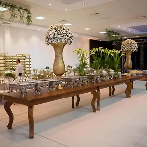 Favorita Golden E Eventos Hotel